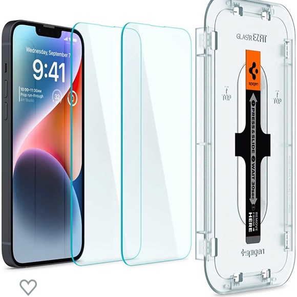 iPhone 13 case and screen protector. - Picture 5 of 6